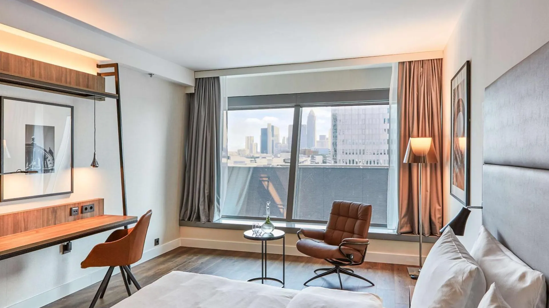 ****  Radisson Blu Hotel Frankfurt Frankfurt nad Mohanem Německo