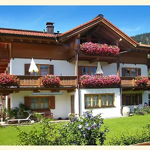 gastehaus-bergwinkl.com-bavaria.com/